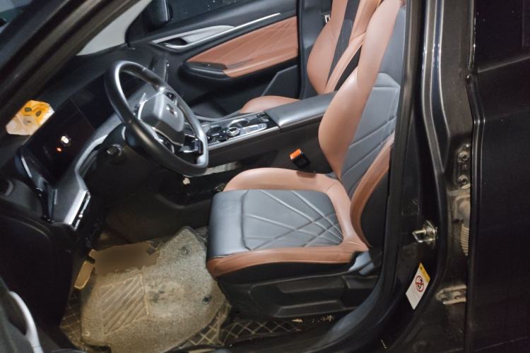 Used CHANGAN Eado 2023 Changan Edition PLUS Blue Whale NE 1.4T GDI DCT Prestige Version Left Front Seat