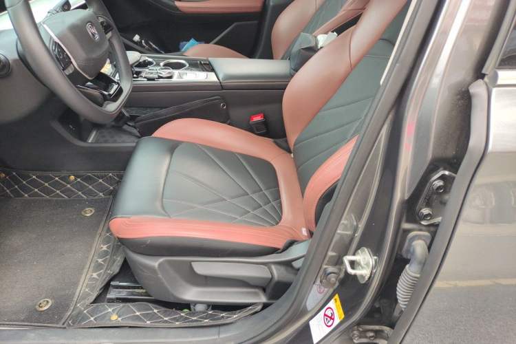 Used CHANGAN Eado 2023 Changan Edition PLUS Blue Whale NE 1.4T GDI DCT Prestige Version Left Front Seat