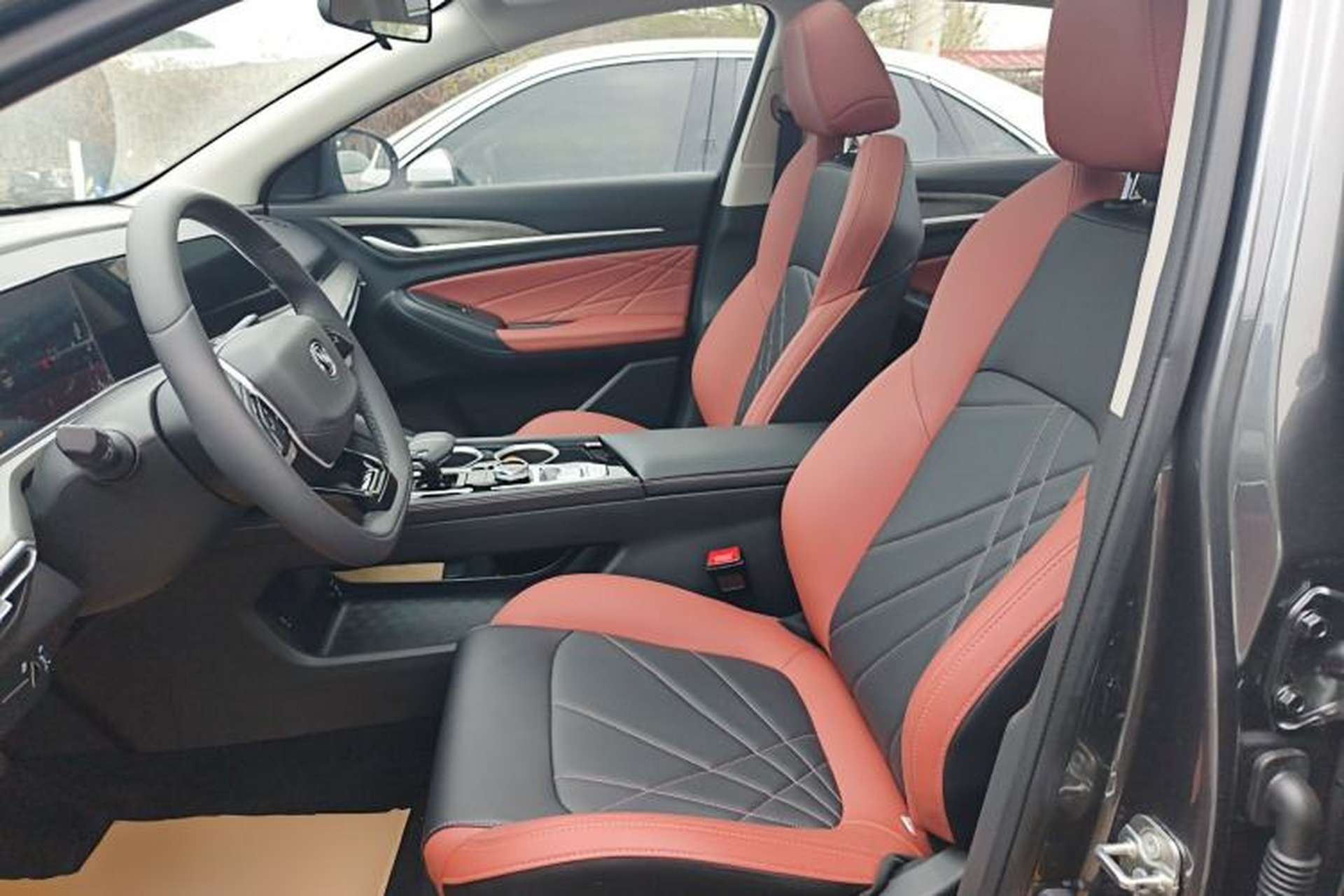 Used CHANGAN Eado 2023 Changan Edition PLUS Blue Whale NE 1.4T GDI DCT Prestige Version Left Front Seat