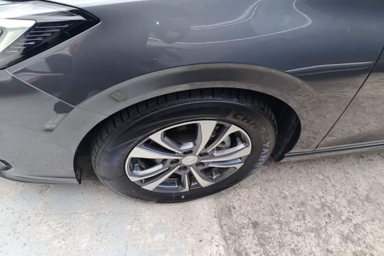 Used CHANGAN Eado 2023 Changan Edition PLUS Blue Whale NE 1.4T GDI DCT Prestige Version Left Front Wheel Hub