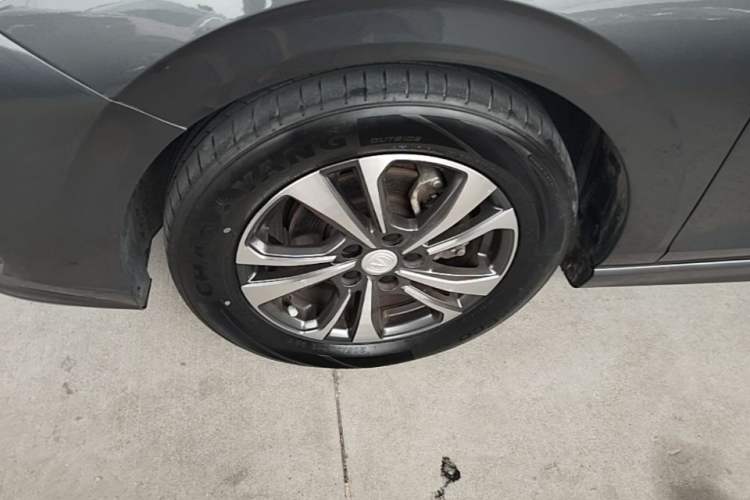 Used CHANGAN Eado 2023 Changan Edition PLUS Blue Whale NE 1.4T GDI DCT Prestige Version Left Front Wheel Hub