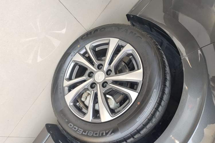 Used CHANGAN Eado 2023 Changan Edition PLUS Blue Whale NE 1.4T GDI DCT Prestige Version Left Front Wheel Hub