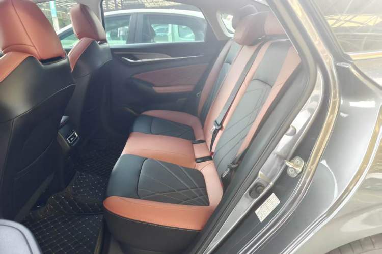 Used CHANGAN Eado 2023 Changan Edition PLUS Blue Whale NE 1.4T GDI DCT Prestige Version Left Rear Seat