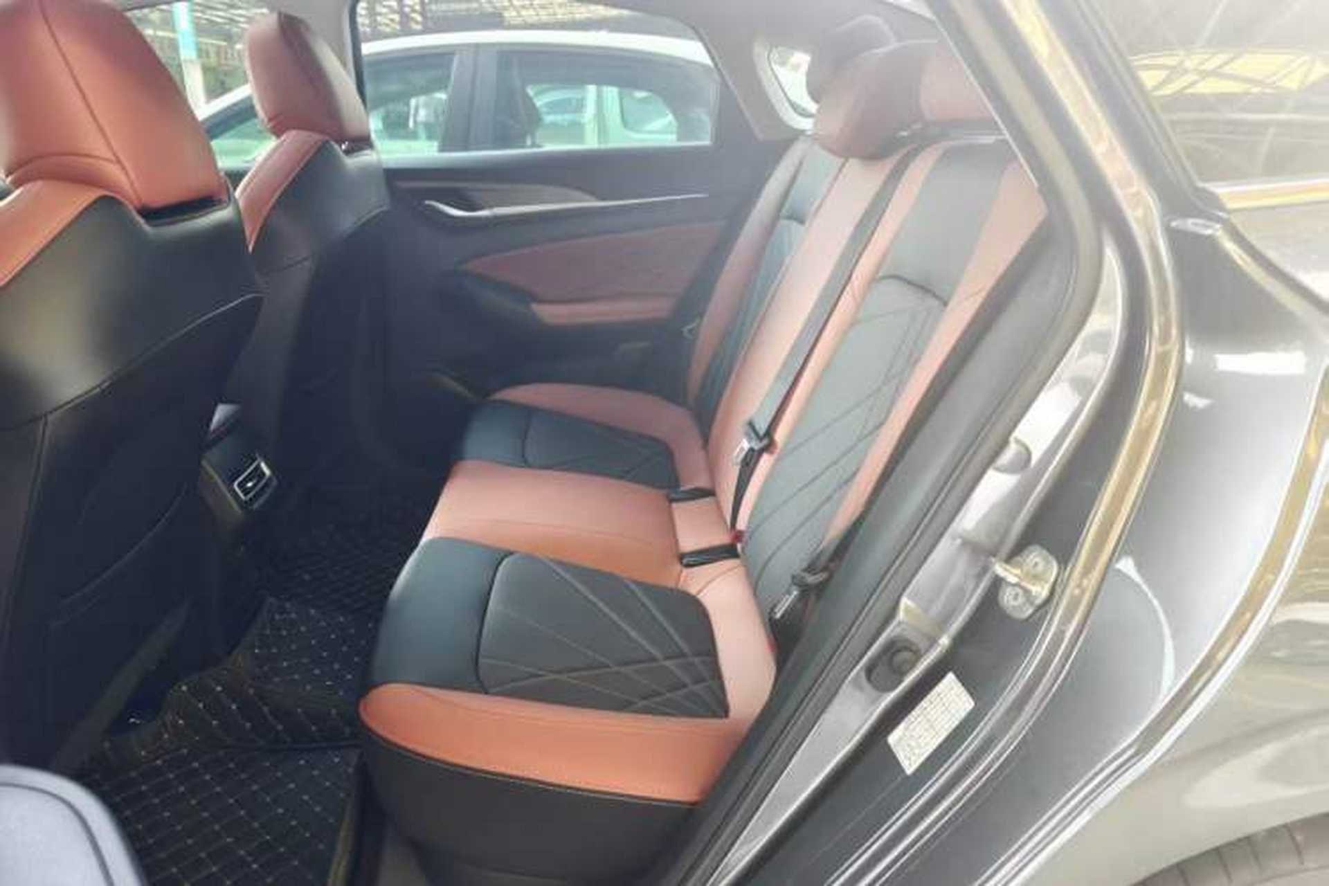 Used CHANGAN Eado 2023 Changan Edition PLUS Blue Whale NE 1.4T GDI DCT Prestige Version Left Rear Seat