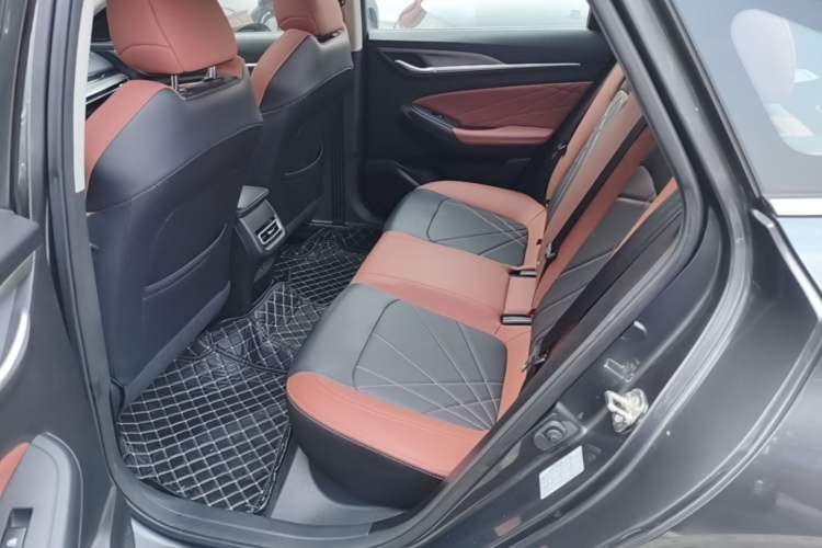 Used CHANGAN Eado 2023 Changan Edition PLUS Blue Whale NE 1.4T GDI DCT Prestige Version Left Rear Seat