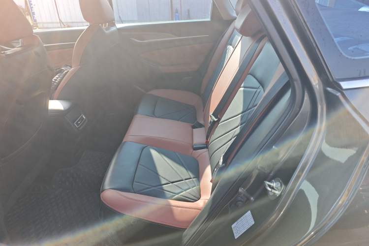 Used CHANGAN Eado 2023 Changan Edition PLUS Blue Whale NE 1.4T GDI DCT Prestige Version Left Rear Seat