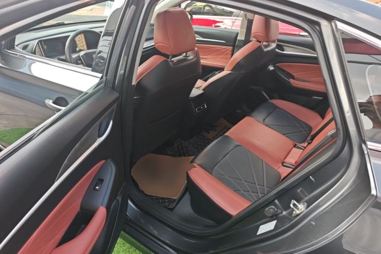 Used CHANGAN Eado 2023 Changan Edition PLUS Blue Whale NE 1.4T GDI DCT Prestige Version Left Rear Seat