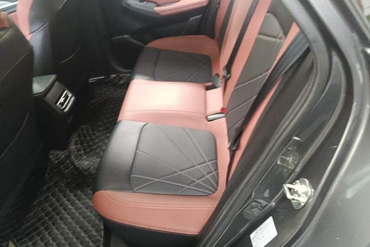 Used CHANGAN Eado 2023 Changan Edition PLUS Blue Whale NE 1.4T GDI DCT Prestige Version Left Rear Seat