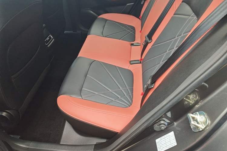 Used CHANGAN Eado 2023 Changan Edition PLUS Blue Whale NE 1.4T GDI DCT Prestige Version Left Rear Seat