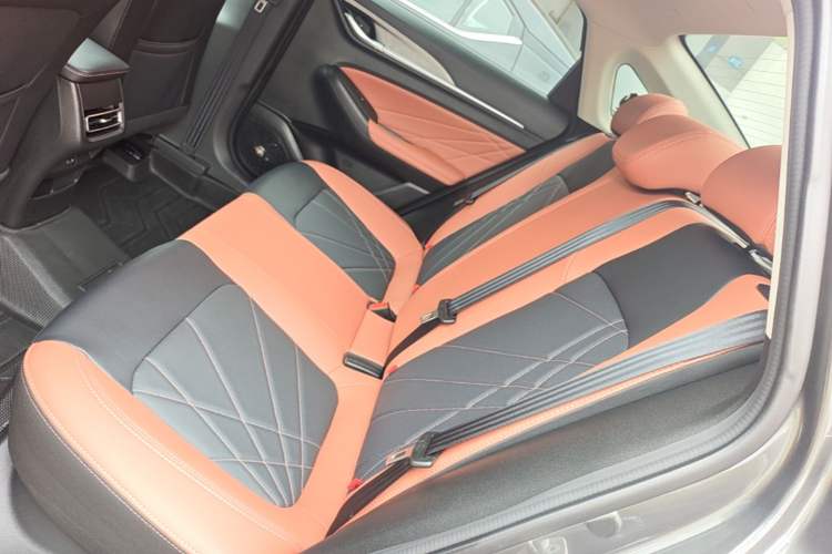 Used CHANGAN Eado 2023 Changan Edition PLUS Blue Whale NE 1.4T GDI DCT Prestige Version Left Rear Seat