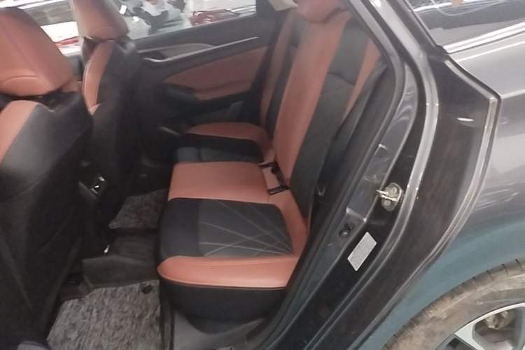 Used CHANGAN Eado 2023 Changan Edition PLUS Blue Whale NE 1.4T GDI DCT Prestige Version Left Rear Seat