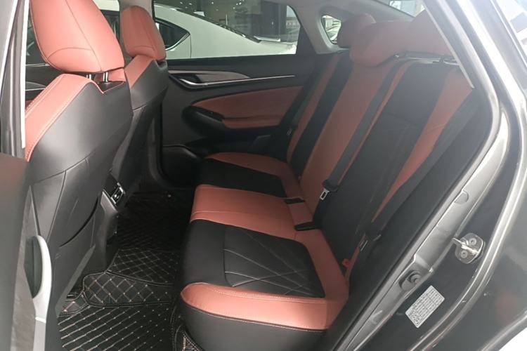 Used CHANGAN Eado 2023 Changan Edition PLUS Blue Whale NE 1.4T GDI DCT Prestige Version Left Rear Seat