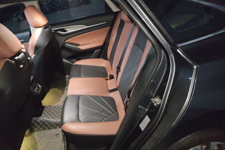 Used CHANGAN Eado 2023 Changan Edition PLUS Blue Whale NE 1.4T GDI DCT Prestige Version Left Rear Seat