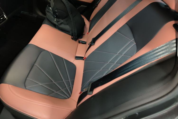 Used CHANGAN Eado 2023 Changan Edition PLUS Blue Whale NE 1.4T GDI DCT Prestige Version Left Rear Seat