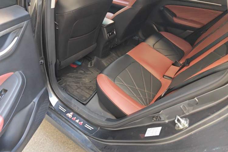 Used CHANGAN Eado 2023 Changan Edition PLUS Blue Whale NE 1.4T GDI DCT Prestige Version Left Rear Seat