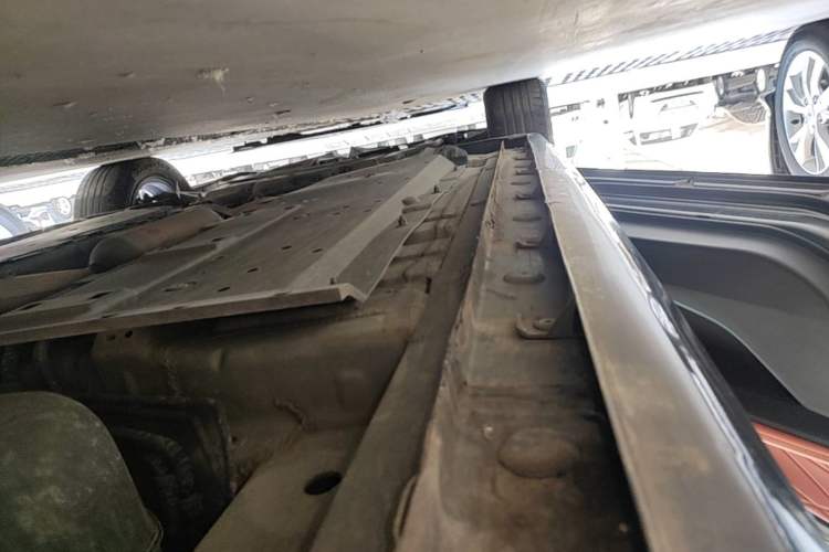 Used CHANGAN Eado 2023 Changan Edition PLUS Blue Whale NE 1.4T GDI DCT Prestige Version Left Side Sill