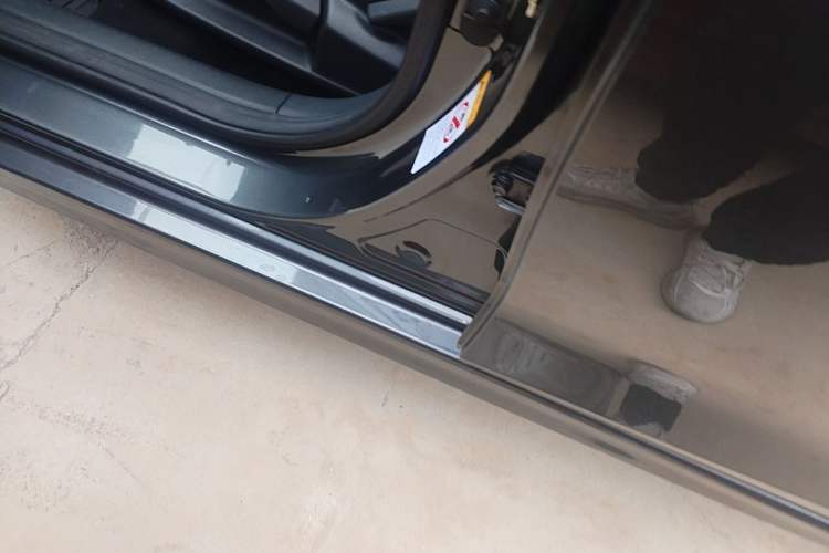 Used CHANGAN Eado 2023 Changan Edition PLUS Blue Whale NE 1.4T GDI DCT Prestige Version Left Side Sill