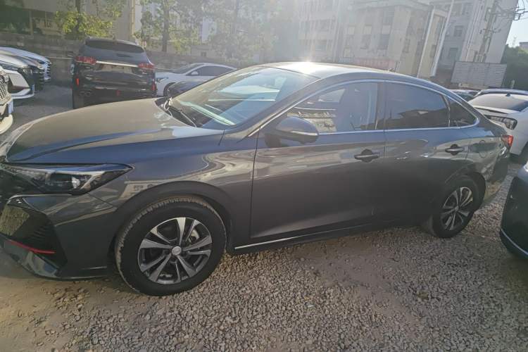 Used CHANGAN Eado 2023 Changan Edition PLUS Blue Whale NE 1.4T GDI DCT Prestige Version Left Side