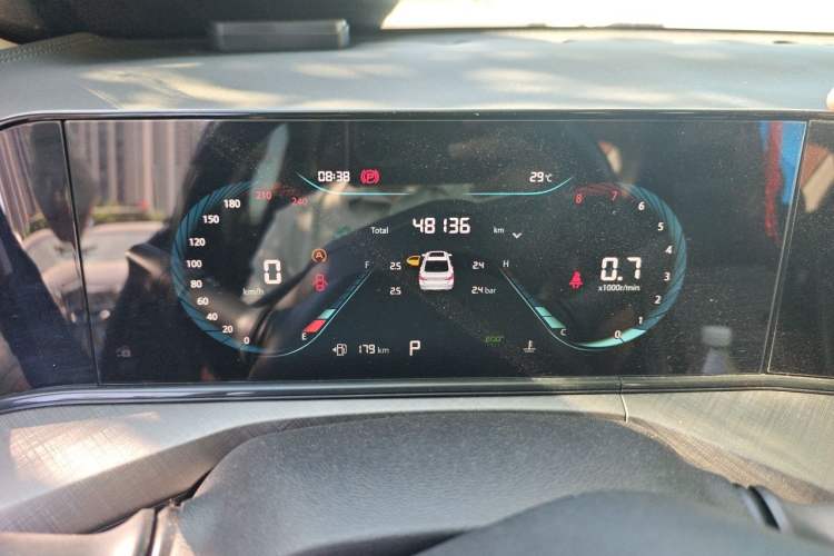 Used CHANGAN Eado 2023 Changan Edition PLUS Blue Whale NE 1.4T GDI DCT Prestige Version Odometer Close Up