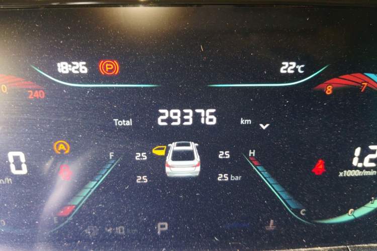 Used CHANGAN Eado 2023 Changan Edition PLUS Blue Whale NE 1.4T GDI DCT Prestige Version Odometer Close Up