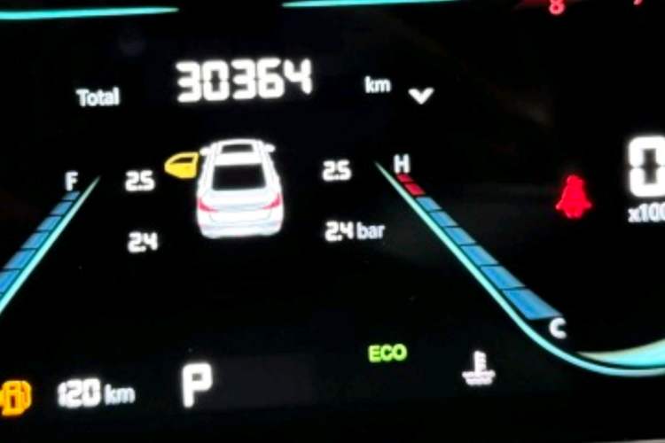 Used CHANGAN Eado 2023 Changan Edition PLUS Blue Whale NE 1.4T GDI DCT Prestige Version Odometer Close Up