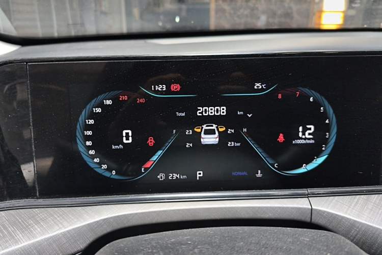 Used CHANGAN Eado 2023 Changan Edition PLUS Blue Whale NE 1.4T GDI DCT Prestige Version Odometer Close Up