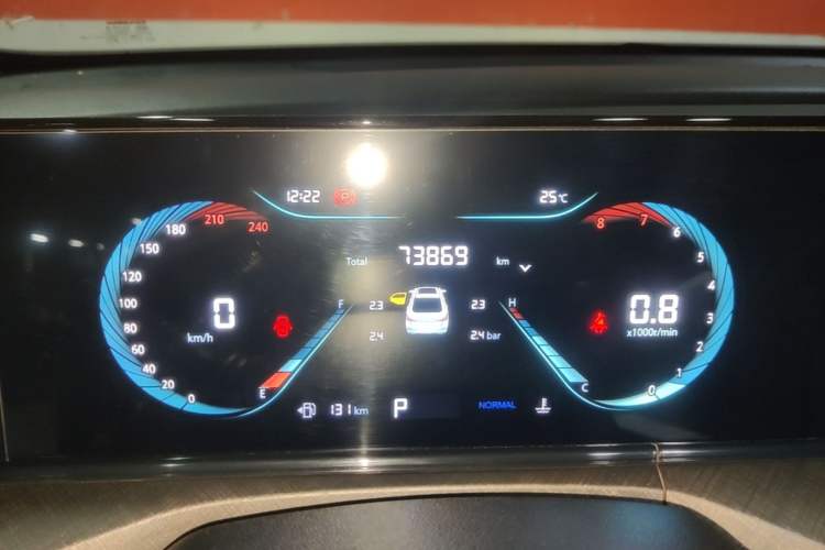 Used CHANGAN Eado 2023 Changan Edition PLUS Blue Whale NE 1.4T GDI DCT Prestige Version Odometer Close Up
