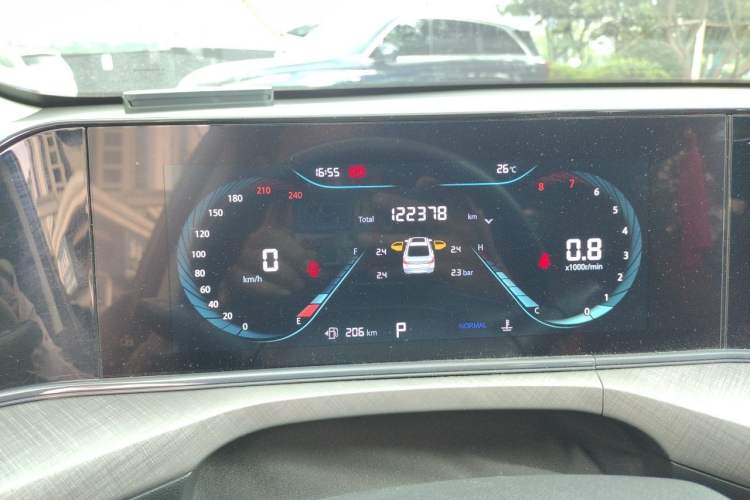 Used CHANGAN Eado 2023 Changan Edition PLUS Blue Whale NE 1.4T GDI DCT Prestige Version Odometer Close Up