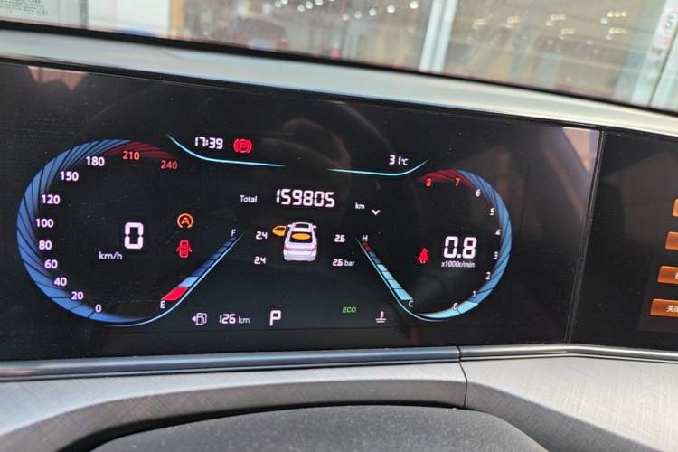 Used CHANGAN Eado 2023 Changan Edition PLUS Blue Whale NE 1.4T GDI DCT Prestige Version Odometer Close Up