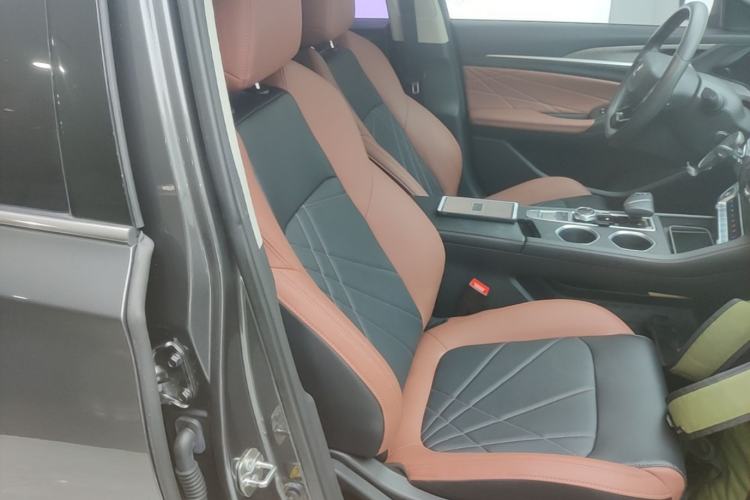 Used CHANGAN Eado 2023 Changan Edition PLUS Blue Whale NE 1.4T GDI DCT Prestige Version Right Front Seat