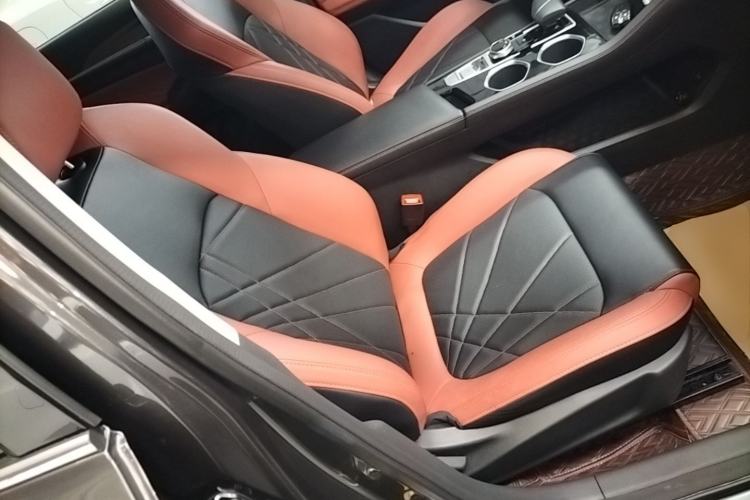 Used CHANGAN Eado 2023 Changan Edition PLUS Blue Whale NE 1.4T GDI DCT Prestige Version Right Front Seat