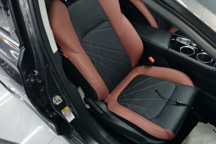 Used CHANGAN Eado 2023 Changan Edition PLUS Blue Whale NE 1.4T GDI DCT Prestige Version Right Front Seat