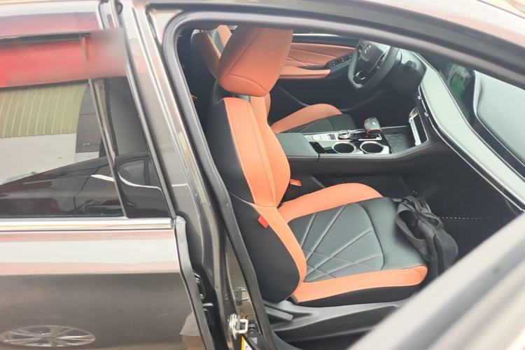 Used CHANGAN Eado 2023 Changan Edition PLUS Blue Whale NE 1.4T GDI DCT Prestige Version Right Front Seat