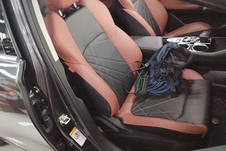 Used CHANGAN Eado 2023 Changan Edition PLUS Blue Whale NE 1.4T GDI DCT Prestige Version Right Front Seat