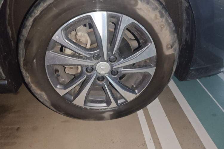 Used CHANGAN Eado 2023 Changan Edition PLUS Blue Whale NE 1.4T GDI DCT Prestige Version Right Front Wheel Hub