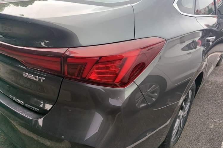 Used CHANGAN Eado 2023 Changan Edition PLUS Blue Whale NE 1.4T GDI DCT Prestige Version Right Rear Taillight
