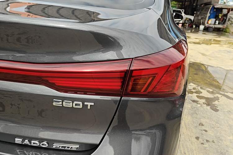 Used CHANGAN Eado 2023 Changan Edition PLUS Blue Whale NE 1.4T GDI DCT Prestige Version Right Rear Taillight