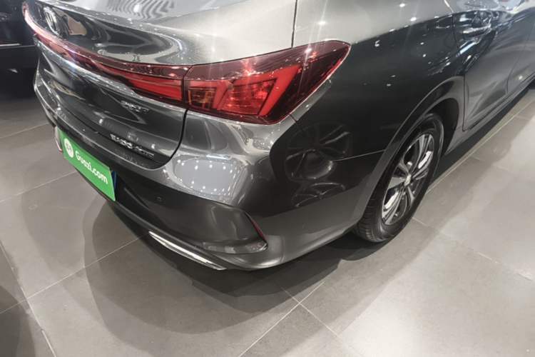 Used CHANGAN Eado 2023 Changan Edition PLUS Blue Whale NE 1.4T GDI DCT Prestige Version Right Rear Taillight