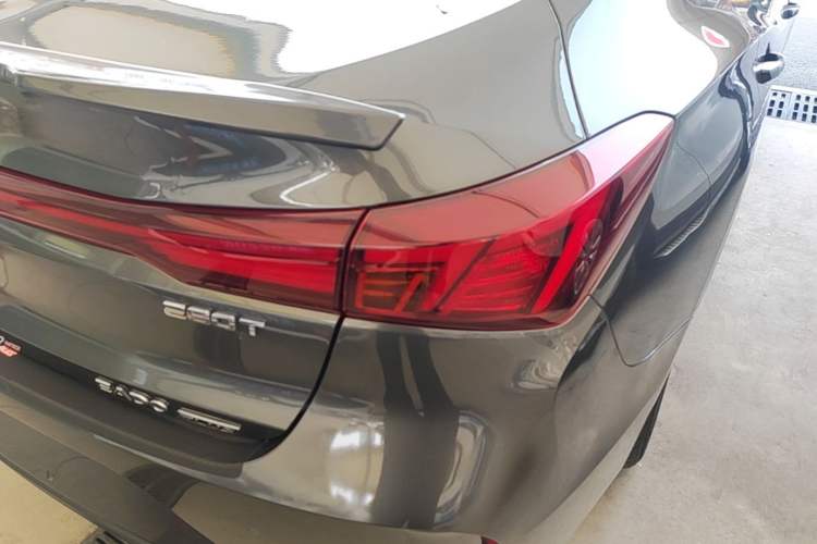Used CHANGAN Eado 2023 Changan Edition PLUS Blue Whale NE 1.4T GDI DCT Prestige Version Right Rear Taillight