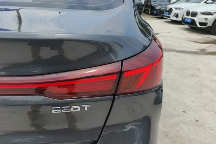 Used CHANGAN Eado 2023 Changan Edition PLUS Blue Whale NE 1.4T GDI DCT Prestige Version Right Rear Taillight