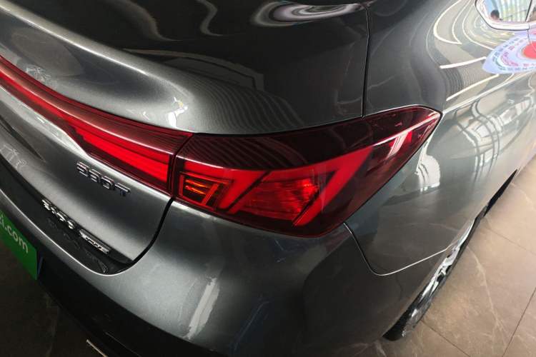 Used CHANGAN Eado 2023 Changan Edition PLUS Blue Whale NE 1.4T GDI DCT Prestige Version Right Rear Taillight