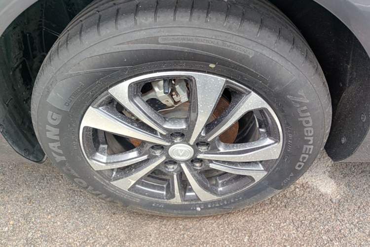 Used CHANGAN Eado 2023 Changan Edition PLUS Blue Whale NE 1.4T GDI DCT Prestige Version Right Rear Wheel Hub
