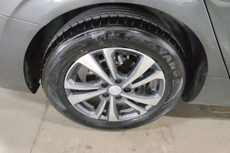 Used CHANGAN Eado 2023 Changan Edition PLUS Blue Whale NE 1.4T GDI DCT Prestige Version Right Rear Wheel Hub
