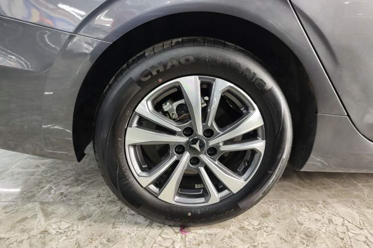 Used CHANGAN Eado 2023 Changan Edition PLUS Blue Whale NE 1.4T GDI DCT Prestige Version Right Rear Wheel Hub