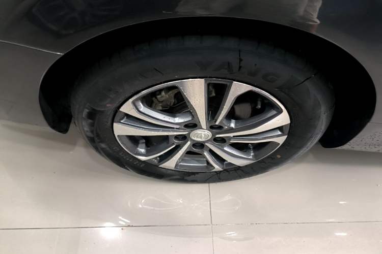 Used CHANGAN Eado 2023 Changan Edition PLUS Blue Whale NE 1.4T GDI DCT Prestige Version Right Rear Wheel Hub