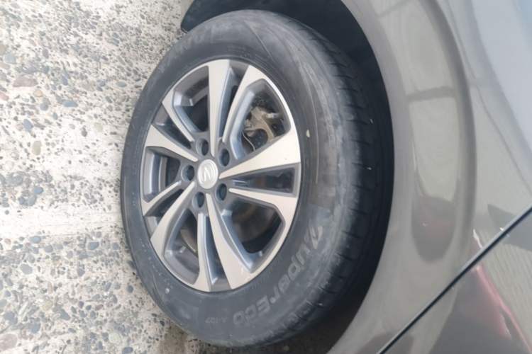 Used CHANGAN Eado 2023 Changan Edition PLUS Blue Whale NE 1.4T GDI DCT Prestige Version Right Rear Wheel Hub