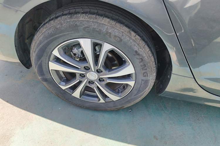 Used CHANGAN Eado 2023 Changan Edition PLUS Blue Whale NE 1.4T GDI DCT Prestige Version Right Rear Wheel Hub