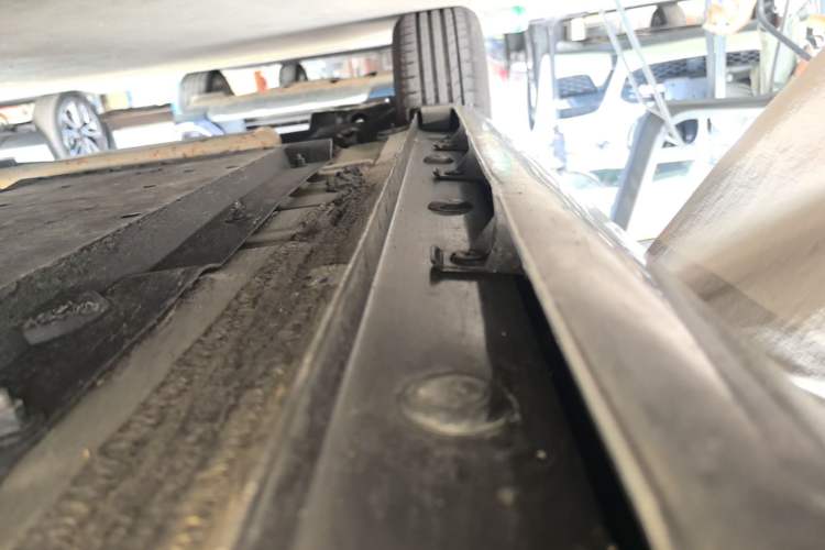 Used CHANGAN Eado 2023 Changan Edition PLUS Blue Whale NE 1.4T GDI DCT Prestige Version Right Side Sill