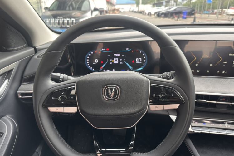 Used CHANGAN Eado 2023 Changan Edition PLUS Blue Whale NE 1.4T GDI DCT Prestige Version Roof