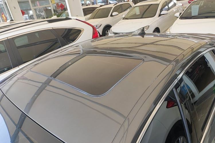 Used CHANGAN Eado 2023 Changan Edition PLUS Blue Whale NE 1.4T GDI DCT Prestige Version Roof